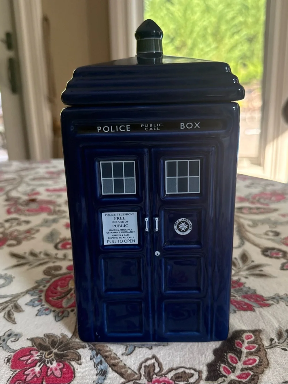 Police Public Call Box Dr. Who TARDIS Ceramic Cookie Jar